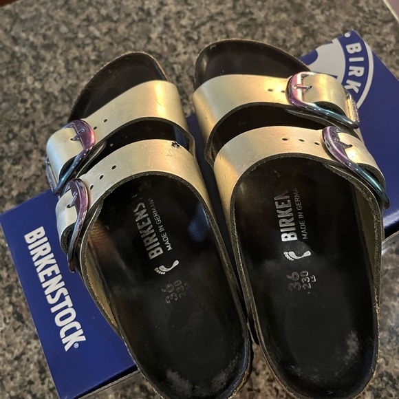 Chrome/silver Birkenstock sandals - Picture 4 of 7